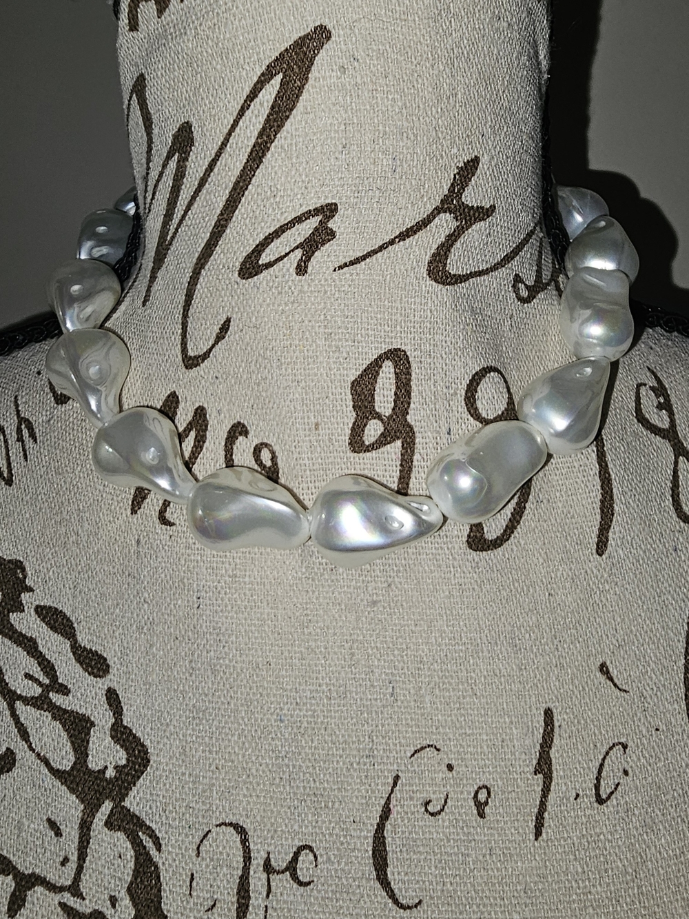 Lustrous White Baroque Pearl Choker Necklace - Women Jewelry